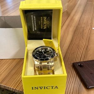Invicta brand new pro diver watch